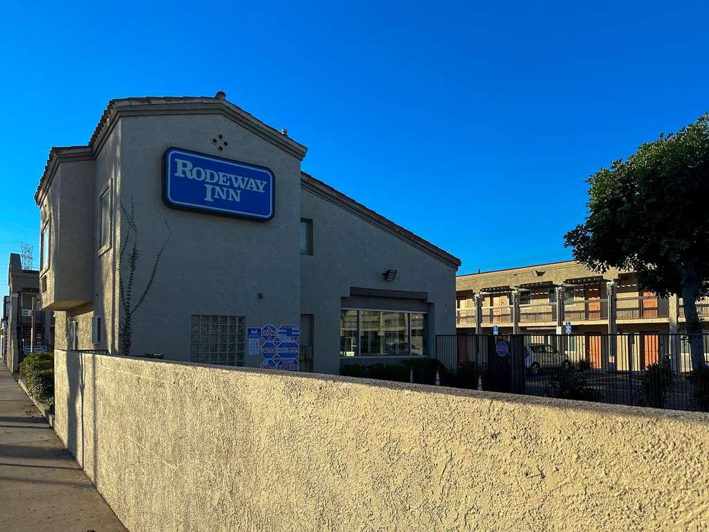 Rodeway Inn South Gate - Los Angeles South Экстерьер фото
